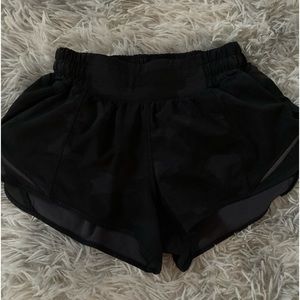 lululemon cameo shorts